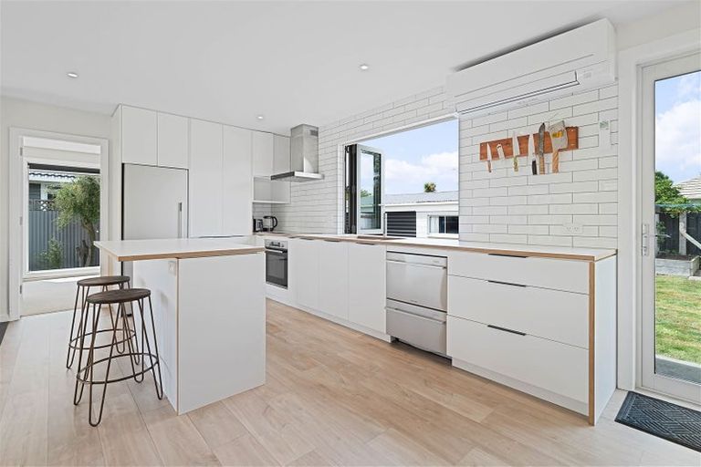 Photo of property in 56 Glenfield Crescent, Mairehau, Christchurch, 8052