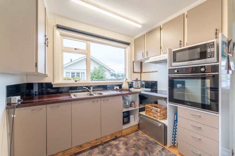 Photo of property in 9 Moorhouse Street, Waimate, 7924