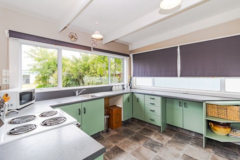 Photo of property in 12 Central Avenue, Gonville, Whanganui, 4501