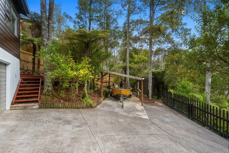 Photo of property in 3/57 Pupuke Road, Birkenhead, Auckland, 0627