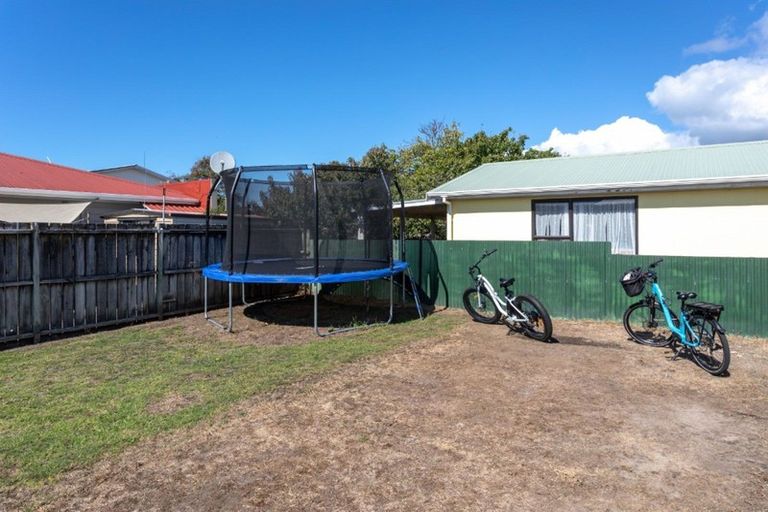 Photo of property in 105 Chartwell Avenue, Whangamata, 3620