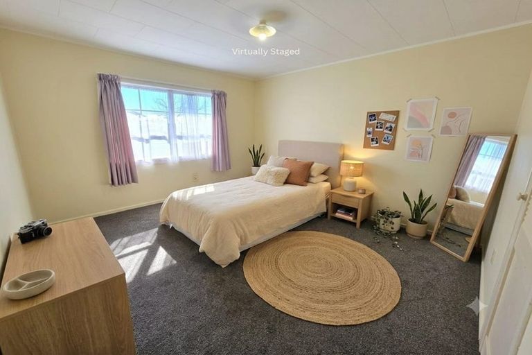 Photo of property in 61 Alabaster Drive, Papatoetoe, Auckland, 2025