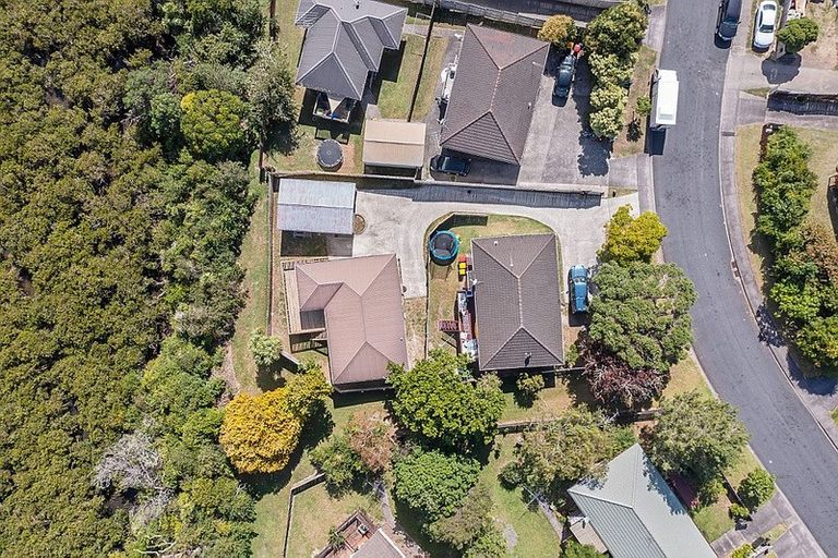 Photo of property in 16a Penfold Place, Henderson, Auckland, 0610