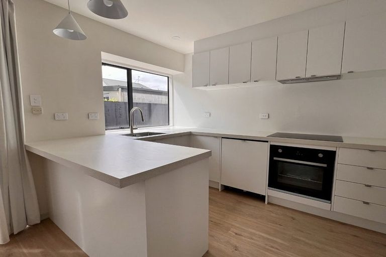 Photo of property in 82a Browns Road, St Albans, Christchurch, 8014