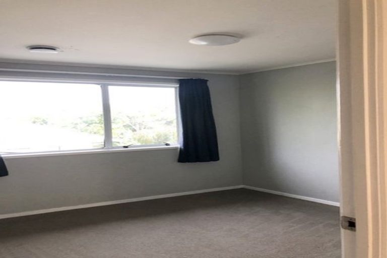 Photo of property in 1 Regatta Road, Torbay, Auckland, 0630