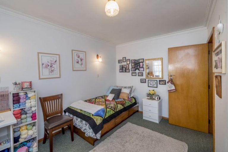 Photo of property in 4 Chester Street, Levin, 5510