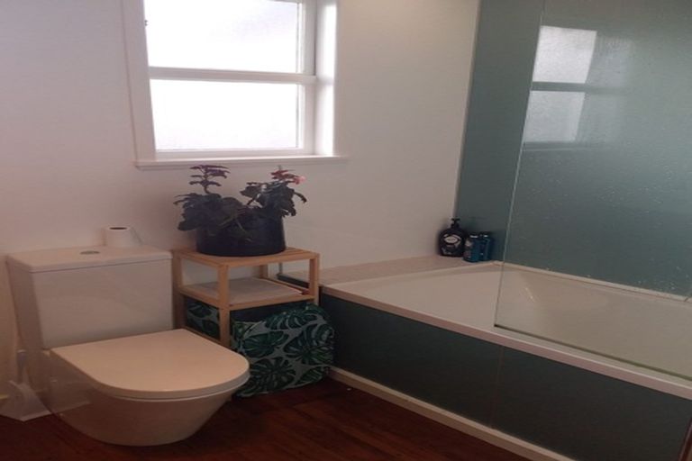 Photo of property in 12a Bernard Street, Tauranga South, Tauranga, 3112