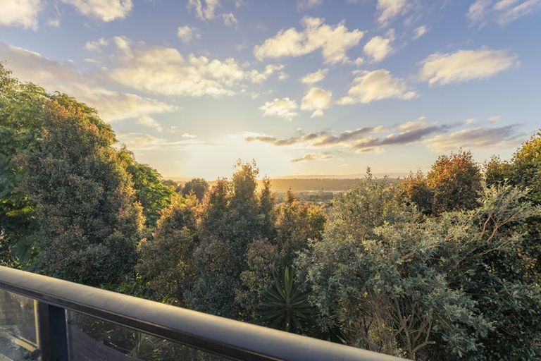 Photo of property in 2 Dhaka Lane, Ranui, Auckland, 0612