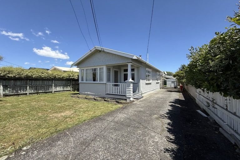 Photo of property in 4 Beth Street, Trentham, Upper Hutt, 5018