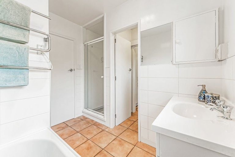 Photo of property in 1 Hobson Street, Southbridge, 7602