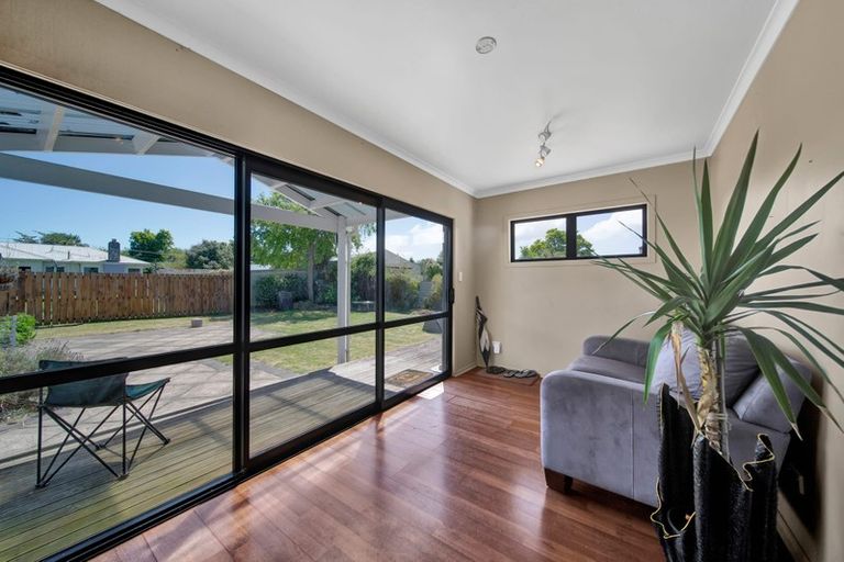 Photo of property in 429 Broadway, Stratford, 4332