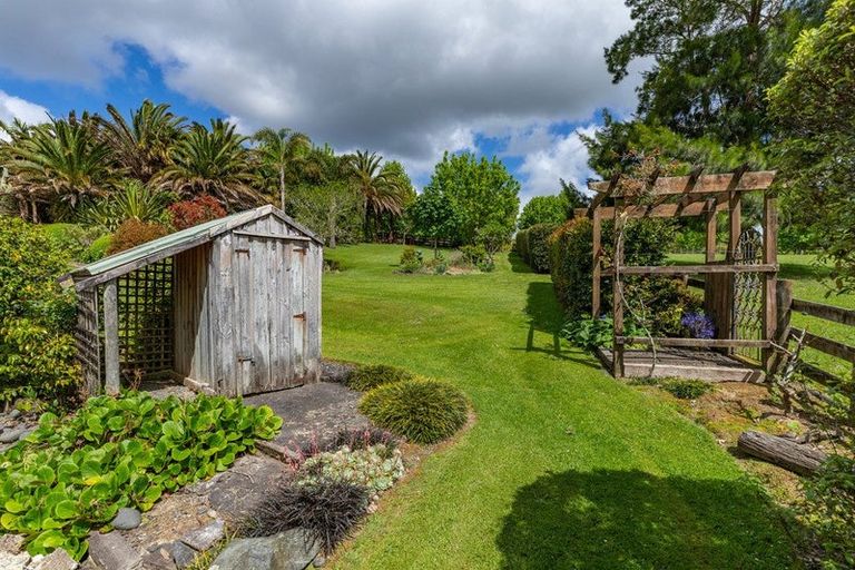 Photo of property in 98 Perry Road, Warkworth, 0983