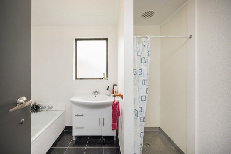 Photo of property in 67 Hartley Street, Foxton Beach, Foxton, 4815