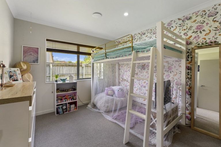 Photo of property in 44 Kotuku Drive, Paraparaumu Beach, Paraparaumu, 5032