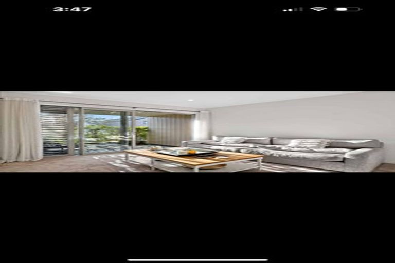 Photo of property in 11/2 Warrant Officer Lane, Hobsonville, Auckland, 0616