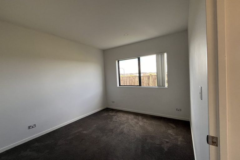 Photo of property in 6 Hinoki Way, Flat Bush, Auckland, 2019