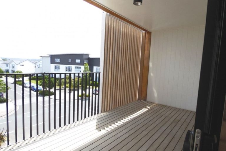 Photo of property in 12/165 Hobsonville Point Road, Hobsonville, Auckland, 0616