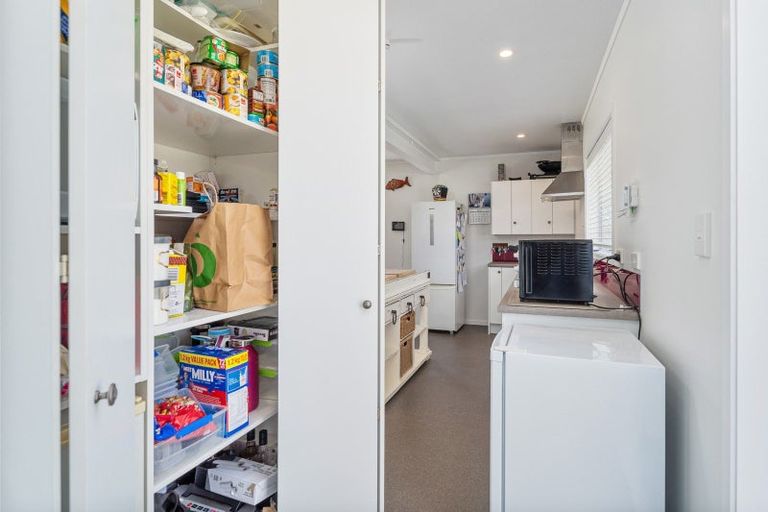 Photo of property in 24 Wells Place, Whitianga, 3510