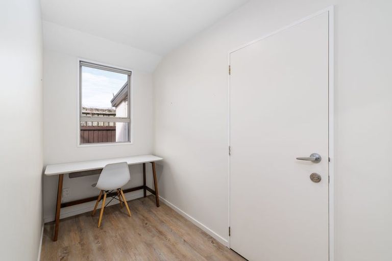 Photo of property in 183 Estuary Road, South New Brighton, Christchurch, 8062