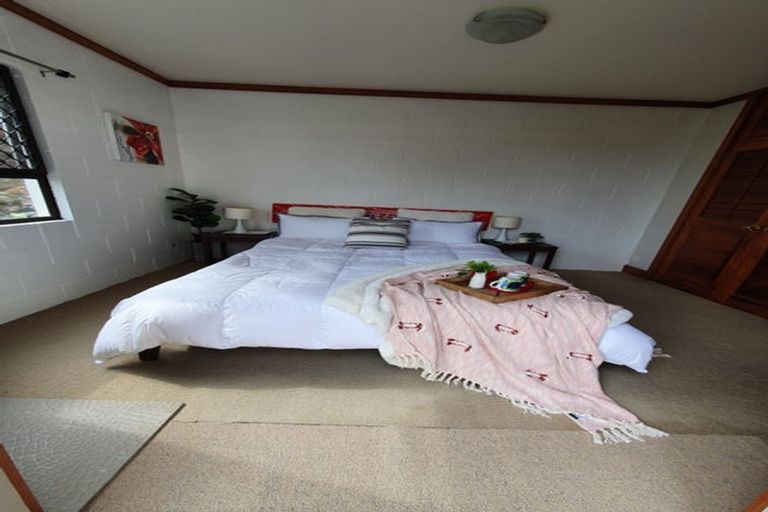 Photo of property in 1/295 East Coast Road, Mairangi Bay, Auckland, 0630