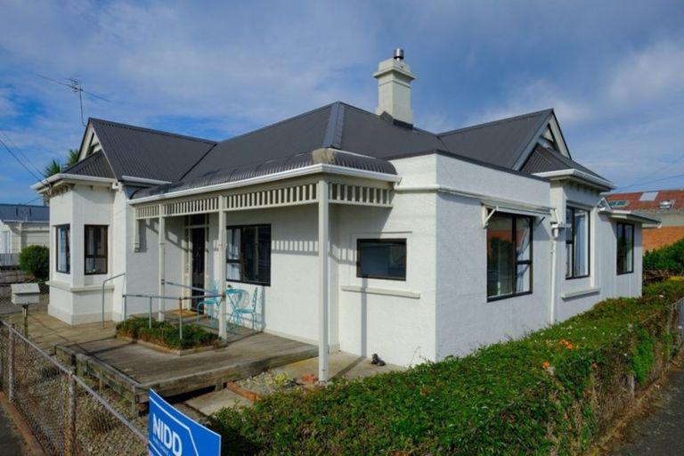 Photo of property in 19 Osmond Street, South Dunedin, Dunedin, 9012