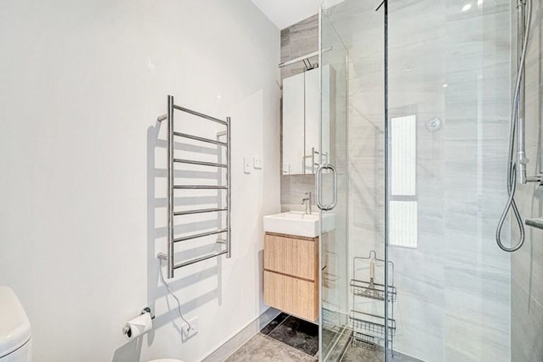 Photo of property in 801/1 Buscomb Avenue, Henderson, Auckland, 0610