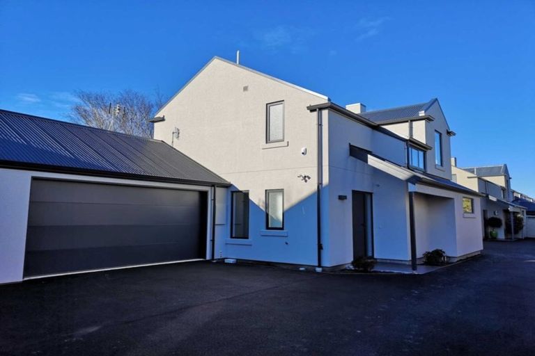 Photo of property in 2/118 Bishop Street, St Albans, Christchurch, 8014