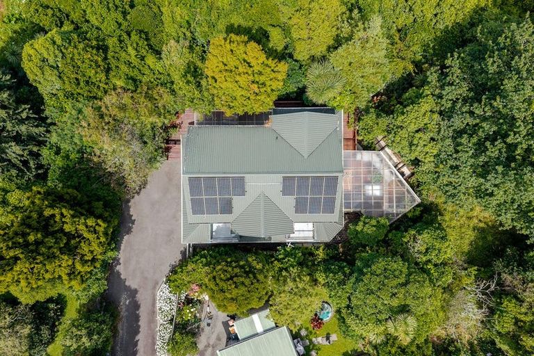 Photo of property in 8a Williams Terrace, Fitzherbert, Palmerston North, 4410