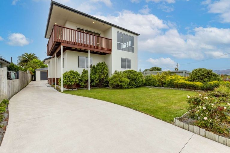 Photo of property in 409 Estuary Road, South New Brighton, Christchurch, 8062