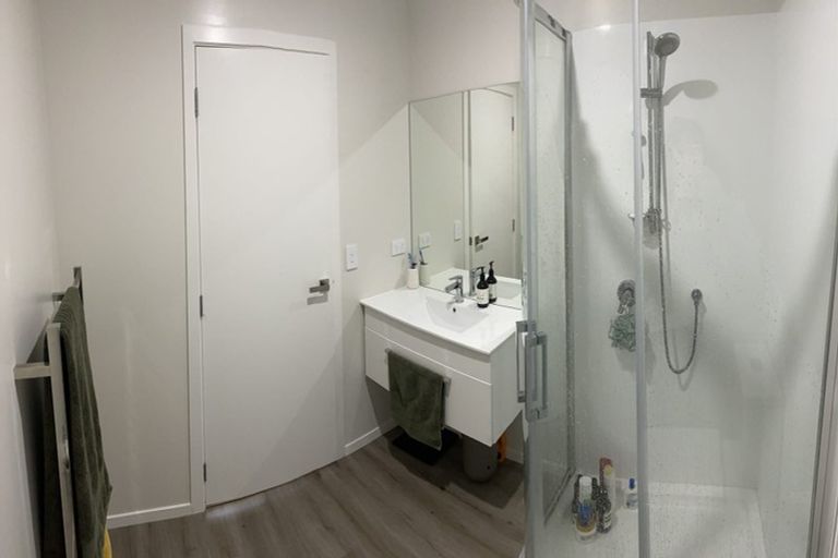 Photo of property in 4 Tieke Lane, Kenepuru, Porirua, 5022