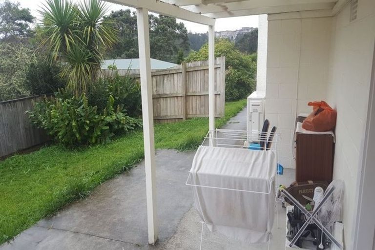 Photo of property in 17 Radiata Lane, Chatswood, Auckland, 0626