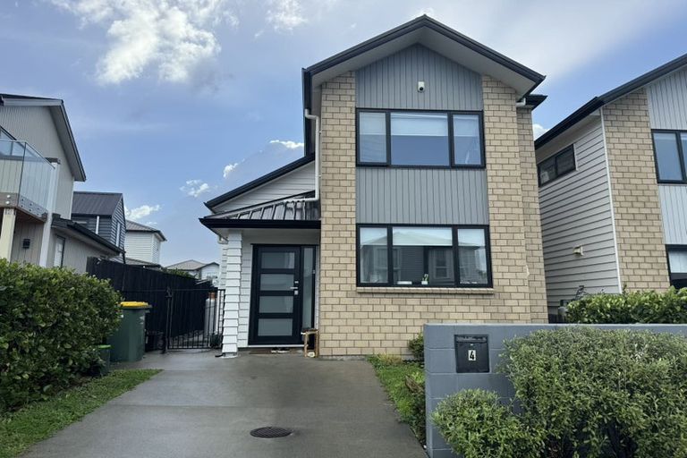 Photo of property in 4 Kearns Drive, Hobsonville, Auckland, 0616