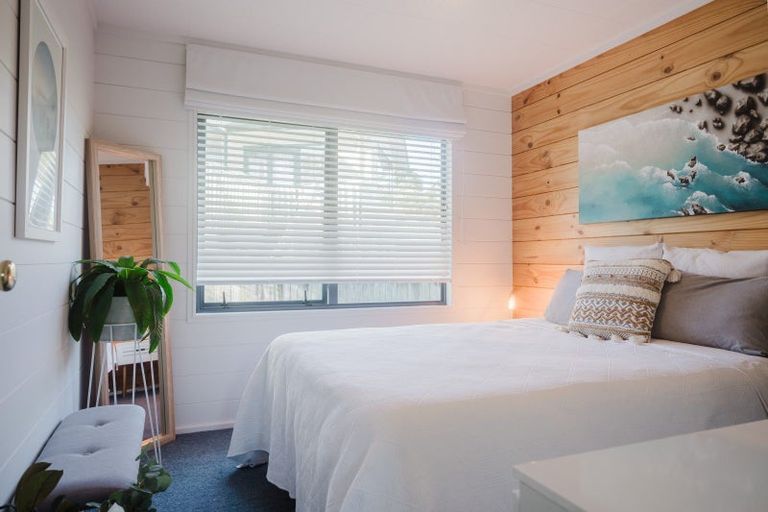 Photo of property in 15 Tutchen Avenue, Raglan, 3225