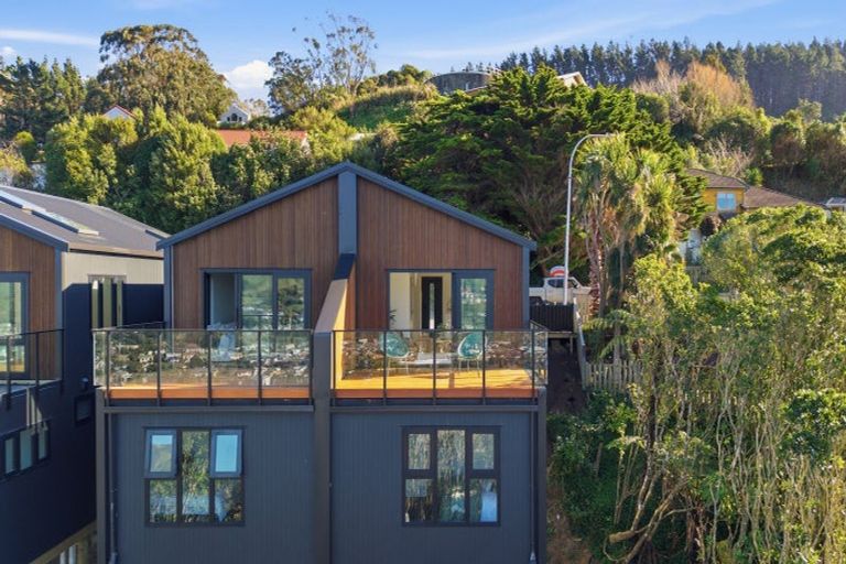 Photo of property in 27 Westhaven Drive, Tawa, Wellington, 5028