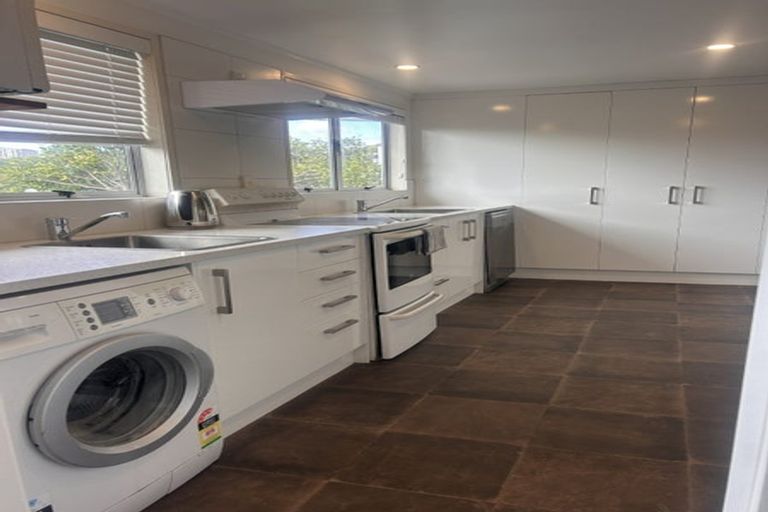 Photo of property in 24 Gwilliam Place, Freemans Bay, Auckland, 1011