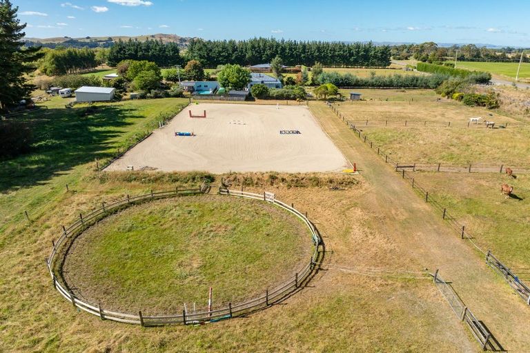 Photo of property in 1188 State Highway 2, Mikimiki, Masterton, 5881