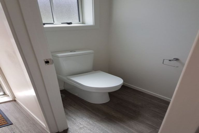 Photo of property in 37 Chiefs Court, Hamilton East, Hamilton, 3216