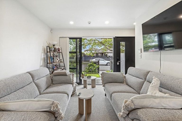 Photo of property in 3/20 Moor Avenue, Te Atatu Peninsula, Auckland, 0610
