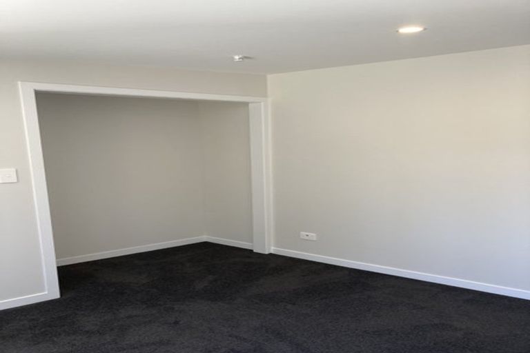 Photo of property in 4 Glendavar Street, Berhampore, Wellington, 6023