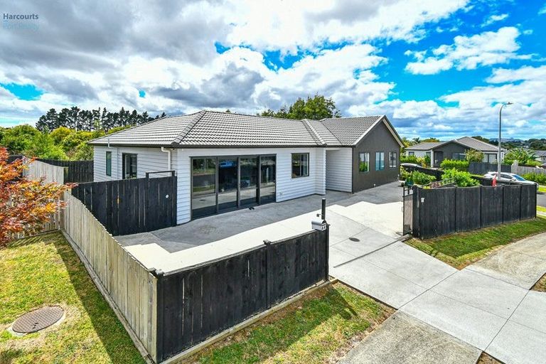 Photo of property in 64 Prado Drive, Pukekohe, 2120