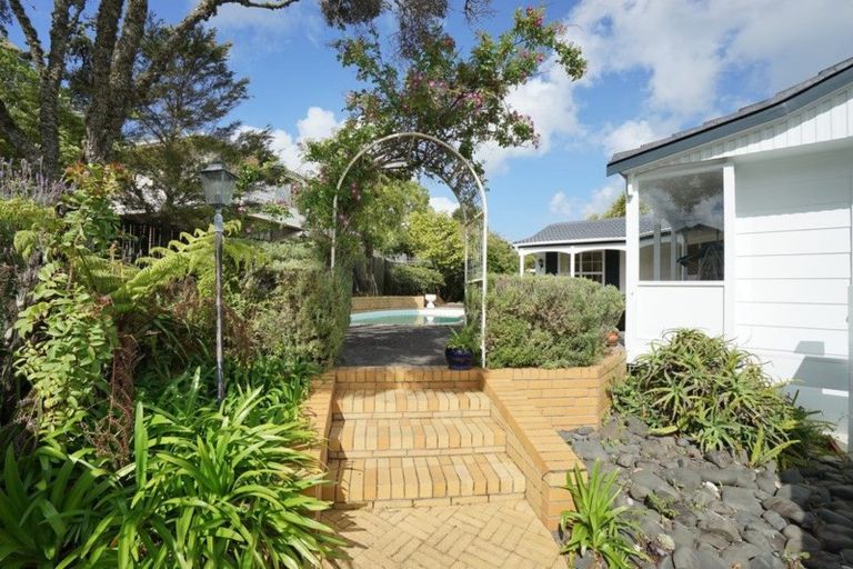 Photo of property in 113 Porritt Avenue, Chatswood, Auckland, 0626