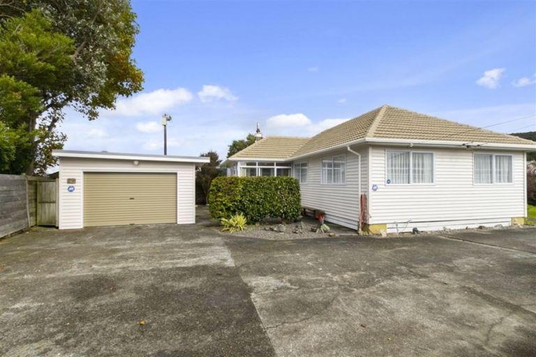 Photo of property in 29 Donnelley Drive, Wainuiomata, Lower Hutt, 5014