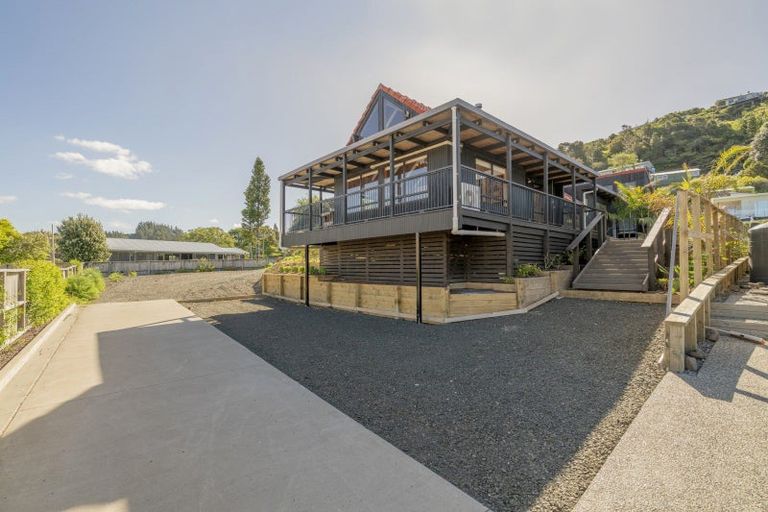 Photo of property in 8 Grey Avenue, Tairua, 3508