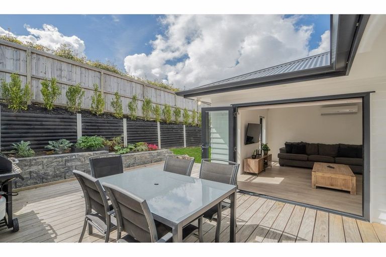Photo of property in 30 Accolage Boulevard, Kumeu, 0810