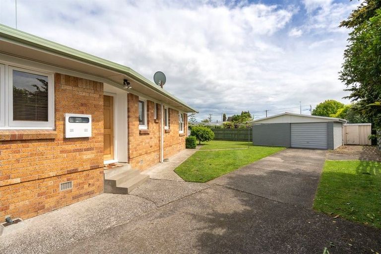 Photo of property in 6 English Street, St Andrews, Hamilton, 3200