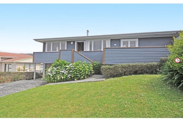 Photo of property in 22 Kendale Drive, Leigh, 0985