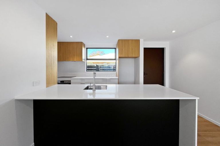 Photo of property in 6/46b Division Street, Riccarton, Christchurch, 8041