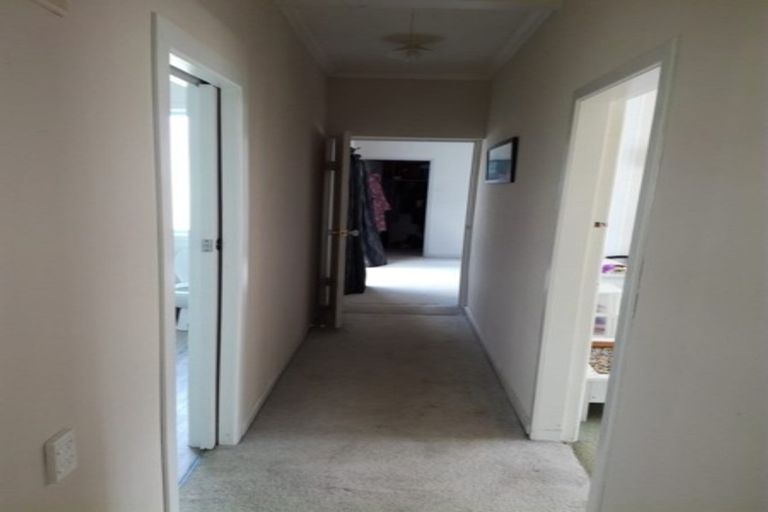 Photo of property in 9 Birch Street, Tuatapere, 9620