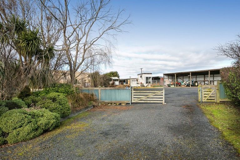 Photo of property in 461 Centre Road, Momona, Outram, 9073