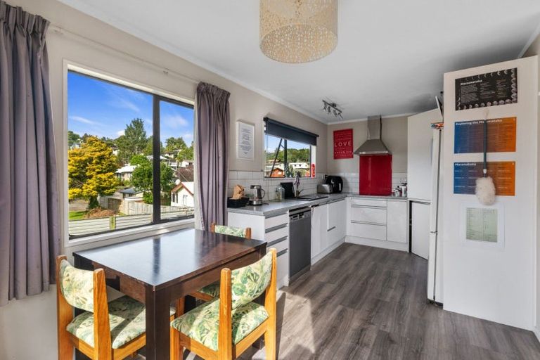 Photo of property in 20 Resolution Road, Welcome Bay, Tauranga, 3112